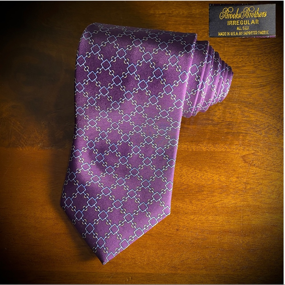 Brooks Brothers Mens Silk Tie Purple Chain Pattern Slim Narrow Necktie